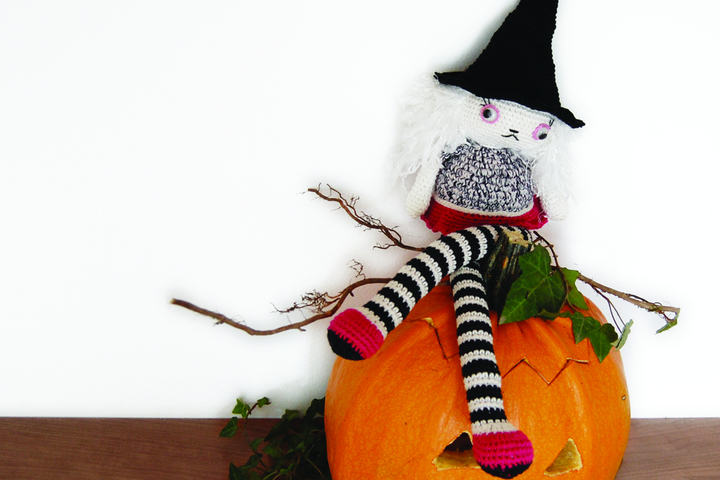 Crochet Witch - Halloween Decor Idea