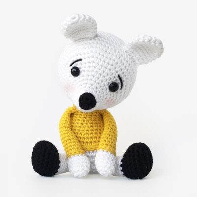 Cute amigurumi mouse crocheted in spiral rounds.